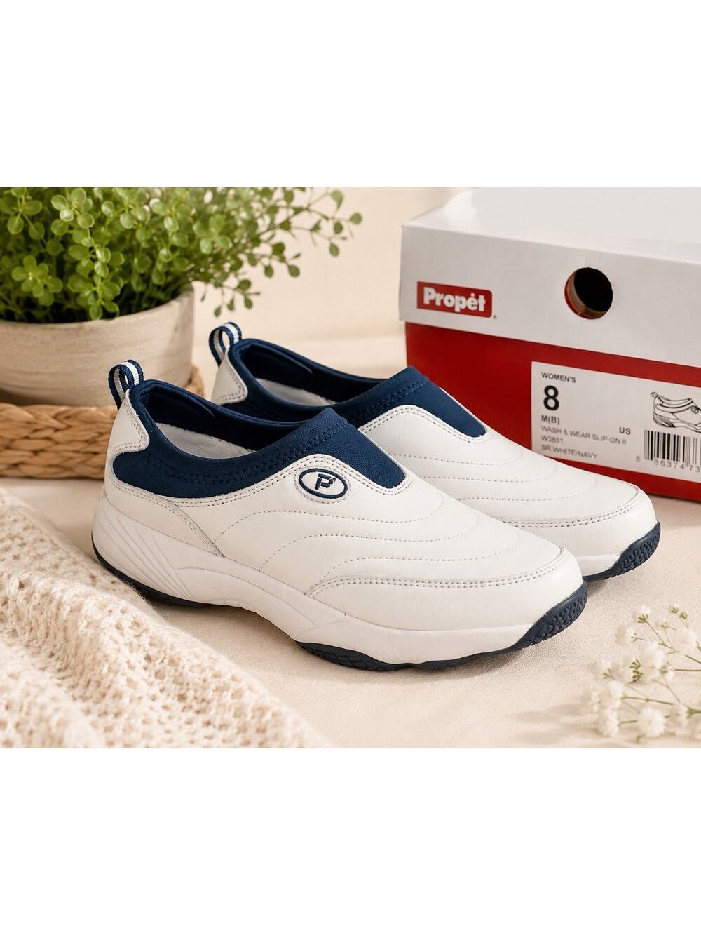 Propet Wash & Wear Slip-On II White Navy Comfort Walking Shoes Womens 8M